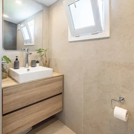 Casa Sol - Private Pool With A Large Garden Prázdninový dům Famalicão