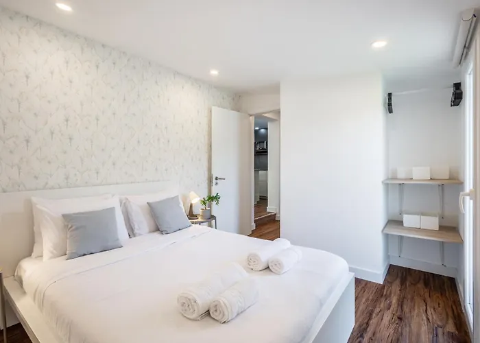 Hébergement de vacances Casa Sol - Private Pool With A Large Garden