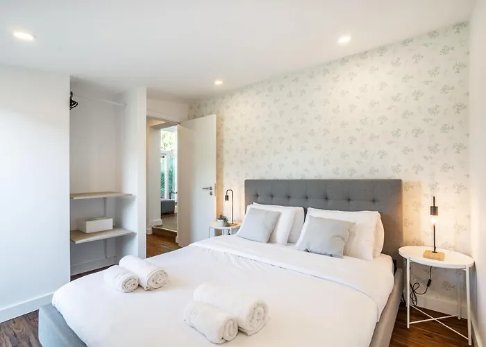 Hébergement de vacances Casa Sol - Private Pool With A Large Garden Famalicão