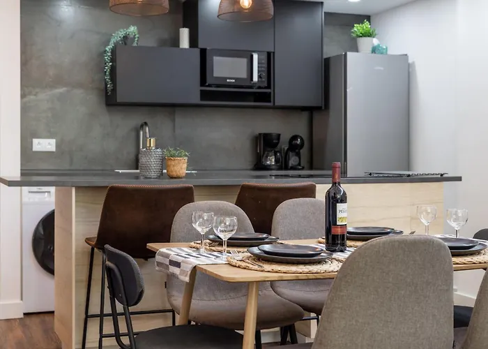 Hébergement de vacances Casa Sol - Private Pool With A Large Garden